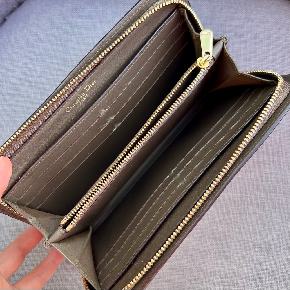 Dior Diorissimo Voyageur Leather Long Wallet With Charm - Picture 5 of 7